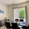 Midea's holiday villa