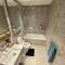 Marina Front Qbed Ensuite Room For Dog Lovers
