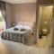 Meri Rooms