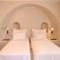 Pilos Suites