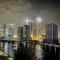 Luxurious Apartment with Waterfront View - Dubaj