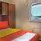 Apartment in Novalja with sea view, terrace, air conditioning, Wi-Fi (3565-2)