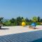 Villa de luxe avec accès à la piscine et à la plage