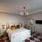 Spacious Cozy Central Nador - 纳祖尔