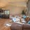 11 Pine Bough - Meredith Lodging