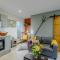 Hayne Barn Estate - 6 Luxury Lodges with private hot-tubs- 1 studio-loft without hot-tub