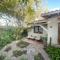 Casa amplia y luminosa con jardín, patio, terraza y parrilla
