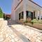 Spacious villa with private pool