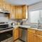 Duplex Two Units Large Backyard Main St Close - 史普林维尔