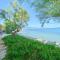 Beachfront villa Mihovil with direct beach access - Kaštel Štafilić