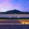 HUGE House in Joshua Tree/Yucca Valley with Pool & Hot Tub
