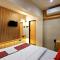 Hotel Vashi Inn