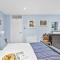 34a Clarence Street - Dartmouth