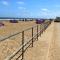 Romantic Lakeside Cottage by the Beach! with Super Cosy Log Burner! The Perfect Escape to Your Home from Home by the Sea! So Relaxing - You Won't want to Leave! Pet Friendly! - Mablethorpe