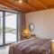 Luxury Passive House on a 50 acre lakeside farm - Wanaka