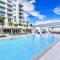 Luxury & Modern Condo in Design District with Pool - Майами