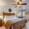Lion Square Lodge East 310