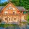 Sugar Bear Lodge