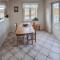 3 Bedroom Beautiful Home In Fevik - 弗维克