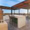 Pineda Suite # 301 with Great Location, Rooftop, Private Parking and Housekeping - 拉巴斯