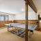Three bedroom with Beautiful View & Short Walk to the Home Stretch Trail! Frosty