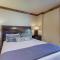 Lion Square Lodge Tower T401