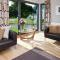 Bright, contemporary house & large private garden - Strathpeffer