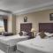 Palace Gate Hotel & Residence By EHM