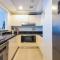 Al Bateen Residences, JBR- Stunning 2-BR Apartment with Sea View - 迪拜