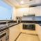 Al Bateen Residences, JBR- Stunning 2-BR Apartment with Sea View - 迪拜