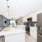 3180-305MN STOREY LAKE, CONDO 2/2 POOL VIEW - Кіссіммі