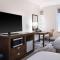 Hampton Inn & Suites Denver Downtown Convention Center