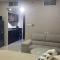 Modern studio near Dubai - 沙迦
