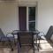 Makis House - 尼基季