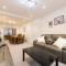 Pass the Keys Very large home with parking - Surbiton