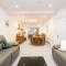 Pass the Keys Very large home with parking - Surbiton