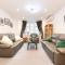 Pass the Keys Very large home with parking - Surbiton
