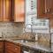 Modern and Accessible 5 Bedroom Home in Cranberry, Pittsburg with Game Room - Крэнберри-Тауншип