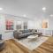 Modern and Accessible 5 Bedroom Home in Cranberry, Pittsburg with Game Room - Крэнберри-Тауншип