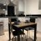 Bright 1BR Apartment in Preston - Preston