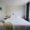 Spacious Home Near CBD SPA Pool Parking 3BR - Auckland