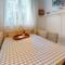 Apartment Chavallera 5