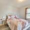 Pool, Deck and Grill Spacious Apt in Naugatuck! - Naugatuck