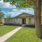 Stunning 4BR 2BA Hot Tub Cozy Holiday Home in Plano