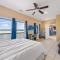 Lake of the Ozarks Home with 3-Story Deck and Views - 卡姆登顿