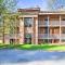 Top Floor Luxury, Sauna, Private Pool, Lake Bellaire Beach, 5 beds, 4 full bath