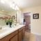 Traditional 7 Bdrm Home with Spa in Champions Gate - Davenport