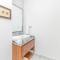 Stylish Condo with Rooftop Pool & Modern Amenities - 巴亚尔塔港