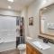 4 Mi to Granby Ranch Cabin with Hot Tub Access! - غرانبي
