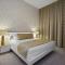Modern 7 Bdrm Mansion with Themed Bedrooms at the Bear's Den - 基西米